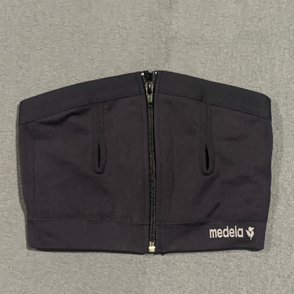 Medela Easy Expression Hands Free Pumping Bra Black S/P Small‎ Zip Front